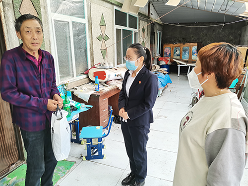 城區(qū)運(yùn)營(yíng)黨支部聯(lián)動(dòng)美人松社區(qū)開展微心愿活動(dòng)